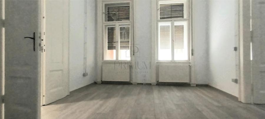 Spatiu birouri renovat nou, cladire istorica langa tribunal - P - ta Unirii - 8