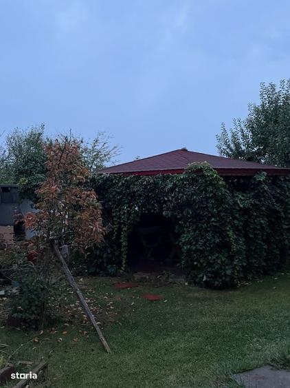 Casă cu 4 camere în Mihail Kogălniceanu