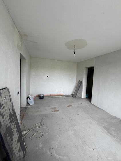Apartament cu 2 camere semidecomandat în Țiglina 2
