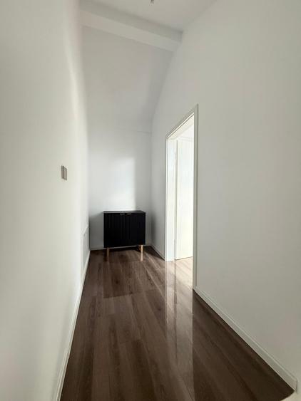 Apartament cu 3 camere în Giroc