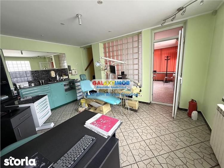 Casă cu 4 camere cu Teren 985 Mp în Central