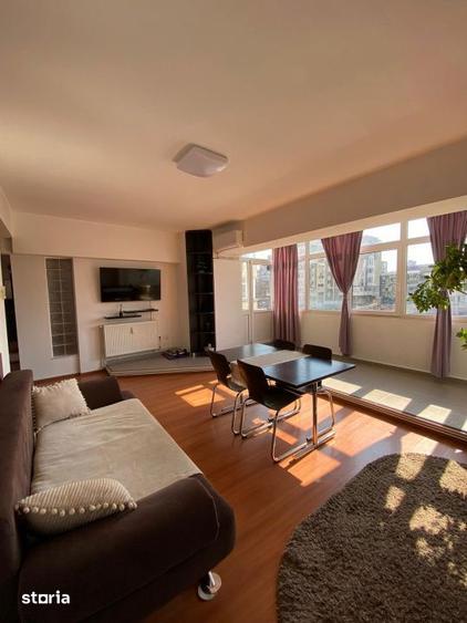 Apartament cu 3 camere, mobilat în Calea București