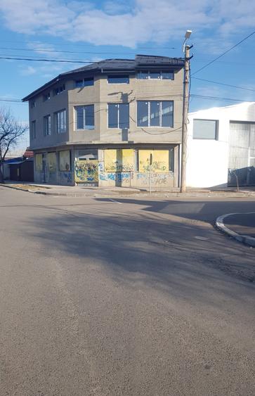 Spațiu comercial, de 180 mp, în Lacu Dulce