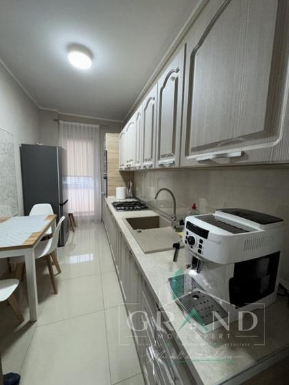 Apartament cu 2 camere decomandat, mobilat în Andrei Mureșanu