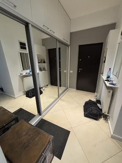 Apartament cu 2 camere decomandat în Sisești
