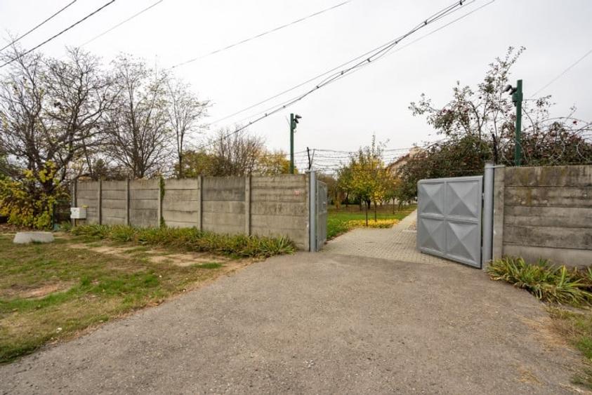 Casă individuală cu 7 camere cu Garaj în Săftica