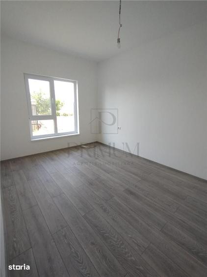 Casă cu 3 camere decomandat cu Teren 310 Mp în Moșnița Nouă