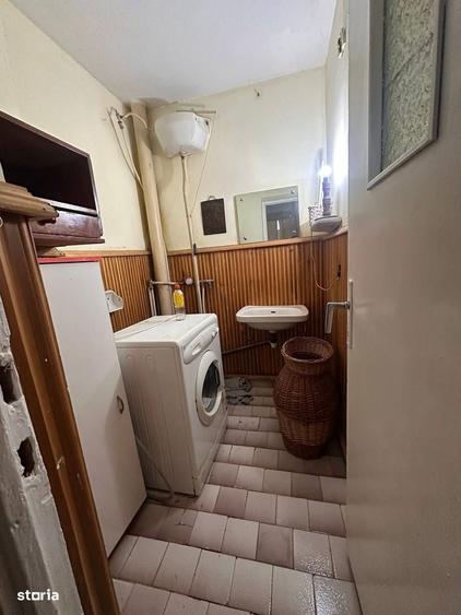 Apartament cu 4 camere în Central