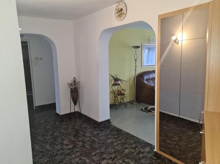 Apartament cu 4 camere în Lunca Apei