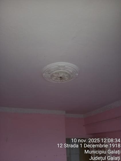 Apartament cu 2 camere decomandat în Micro 14