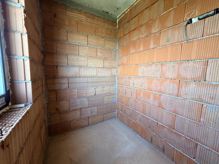 Duplex cu 3 camere cu Teren 330 Mp în Moșnița Nouă