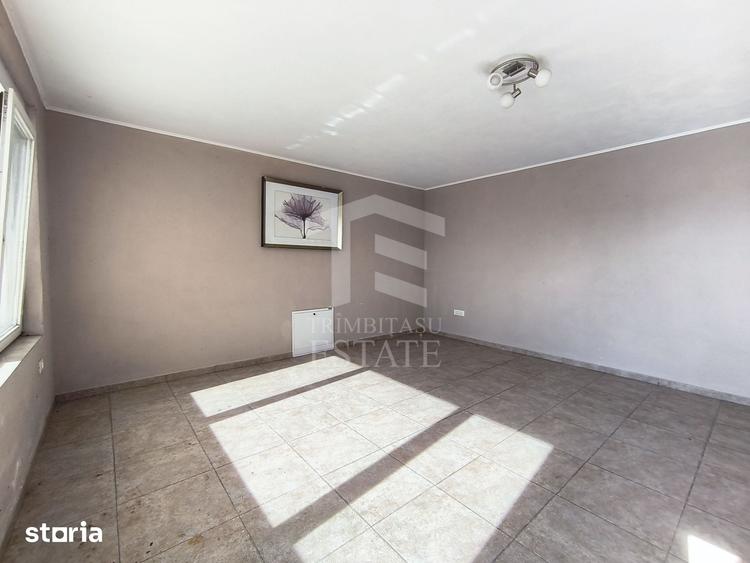 Casă cu 4 camere cu Teren 14340 Mp în Jebel