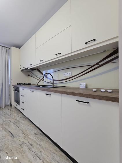Apartament cu 3 camere decomandat în Dâmbul Rotund