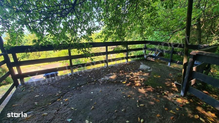 Casă cu 3 camere în Zigoneni