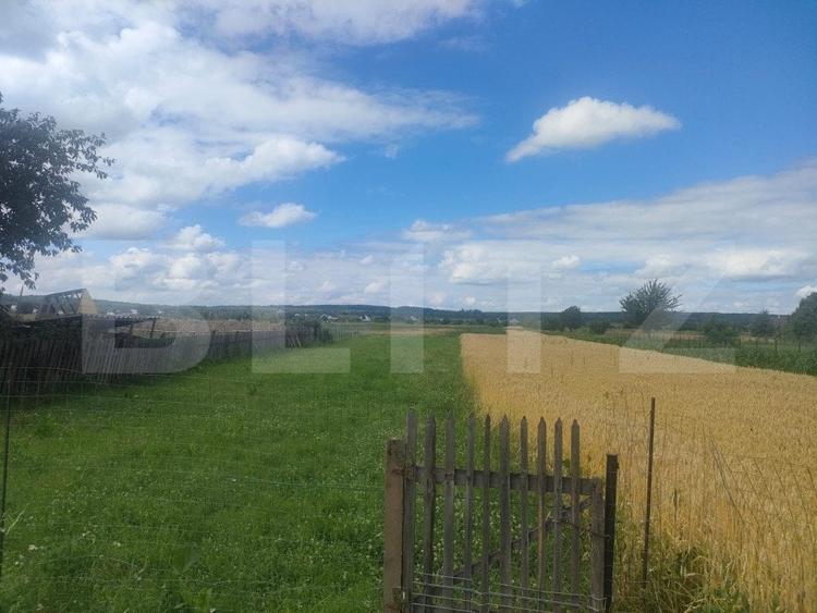 Teren Construcții intravilan de 6400 mp, în Vicovu de Sus