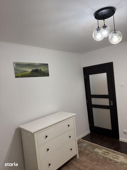 Apartament cu 3 camere decomandat în Pantelimon