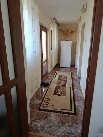 Casă cu 3 camere cu Teren 500 Mp în Central