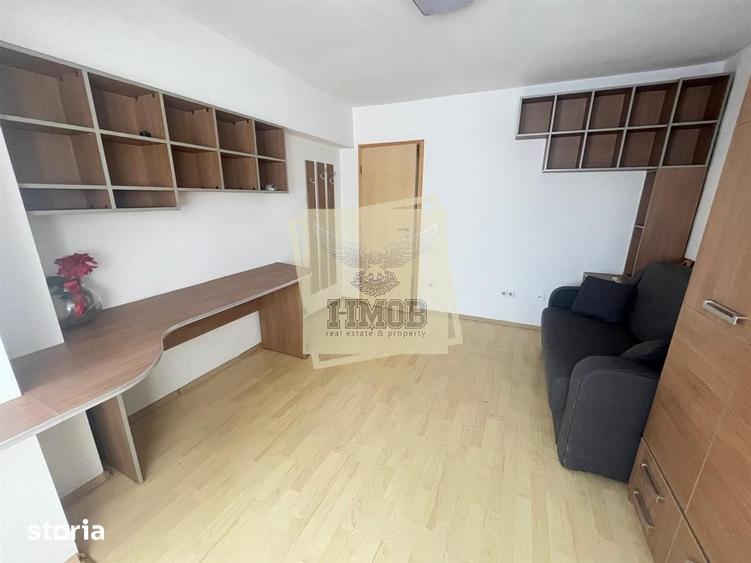 Apartament 3 camere 2 balcoane etaj 1 - zona Centrala - 3