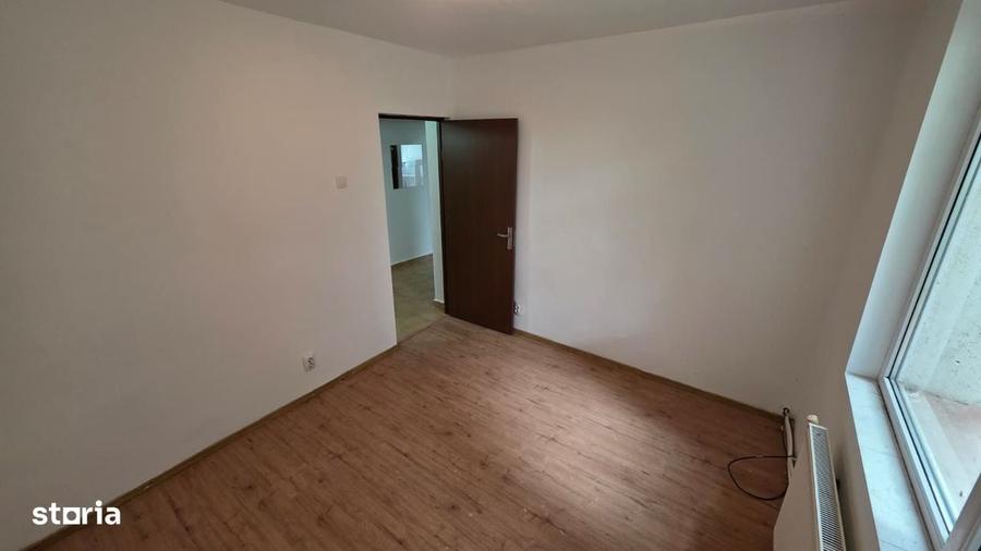 Apartament cu 2 camere decomandat în Sud