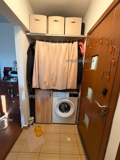Apartament cu 2 camere semidecomandat, mobilat în Titan