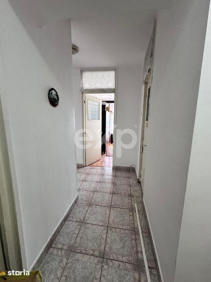 Apartament cu 4 camere, mobilat în Central