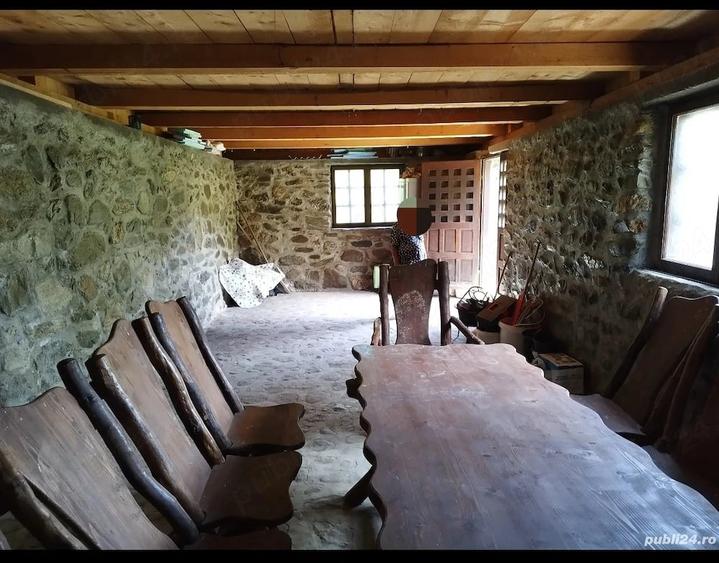 Casă cu 3 camere cu Teren 5200 Mp în Schela