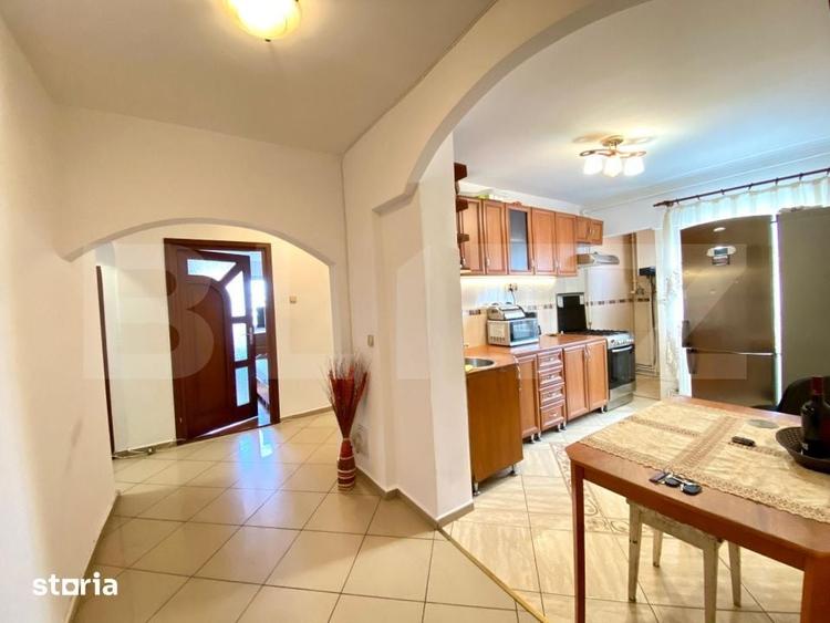 Apartament cu 4 camere decomandat în Mărăști