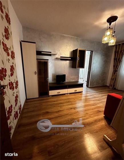 Apartament cu 2 camere nedecomandat în Tudor Vladimirescu