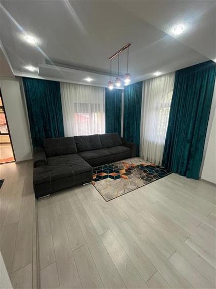 Casă individuală cu 6 camere cu Teren 600 Mp în Smârdan