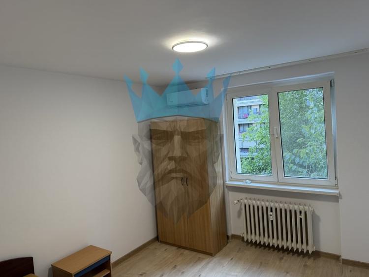 Apartament cu 3 camere semidecomandat, mobilat în Parcul Circului