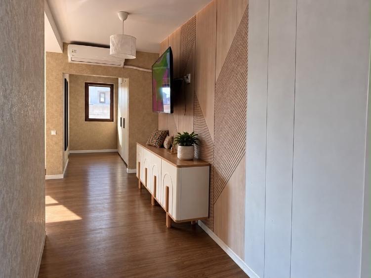 Casă individuală cu 4 camere cu Teren 330 Mp în Olteni
