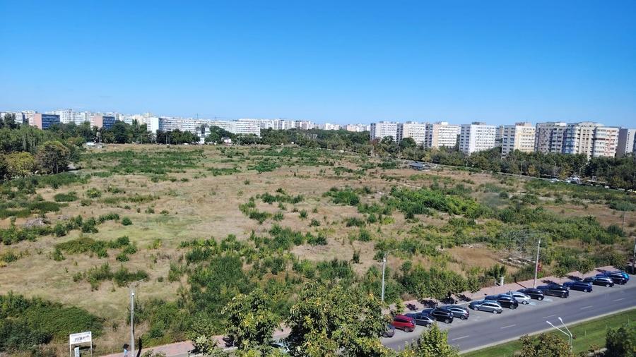 Apartament cu 2 camere decomandat, mobilat în Titan