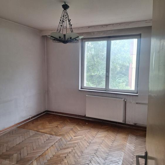 Vand Apartament 3 camere semidecomandat Calea -Bucuresti - 5