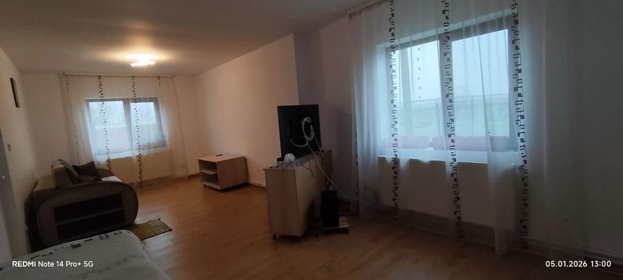 Casă individuală cu 5 camere cu Teren 1390 Mp în Radu Negru
