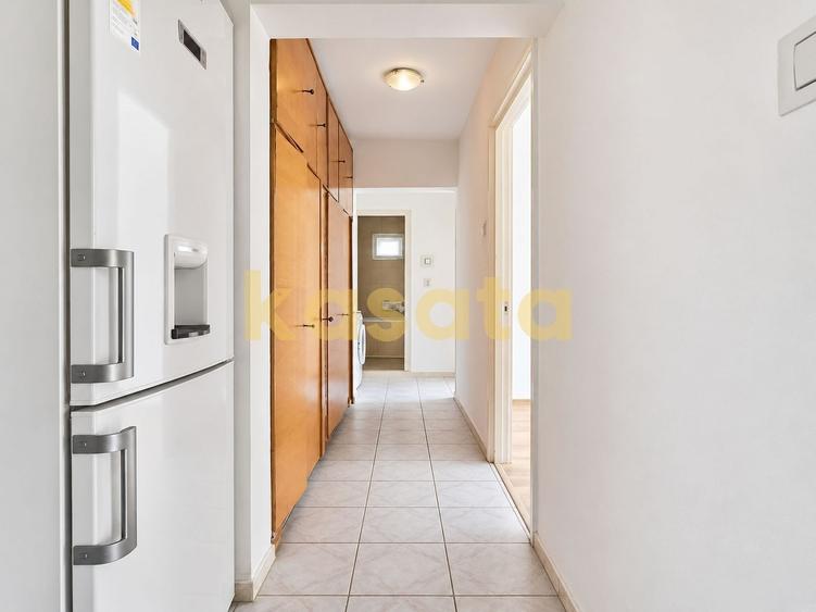 Apartament cu 3 camere decomandat în Iancului