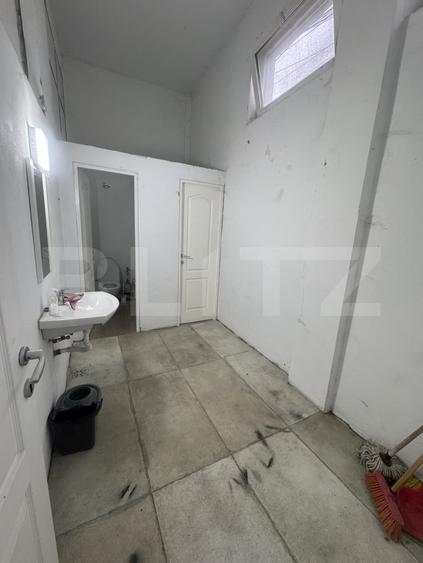 Spațiu comercial, de 69 mp, în Nord