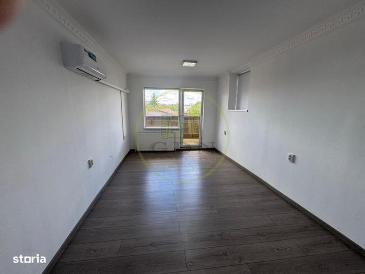 Spațiu comercial, de 200 mp, în Central
