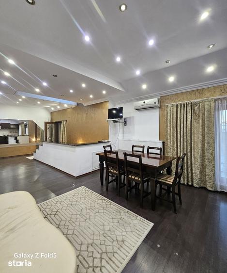 Apartament cu 3 camere decomandat în Orașul Nou