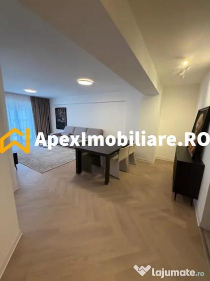 Apartament cu 4 camere decomandat în Herăstrău