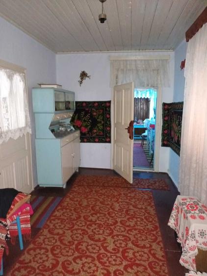 Casă cu 4 camere în Ciorăști