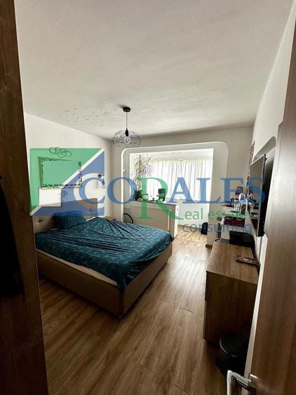 Apartament cu 4 camere decomandat, mobilat în Circumvalațiunii