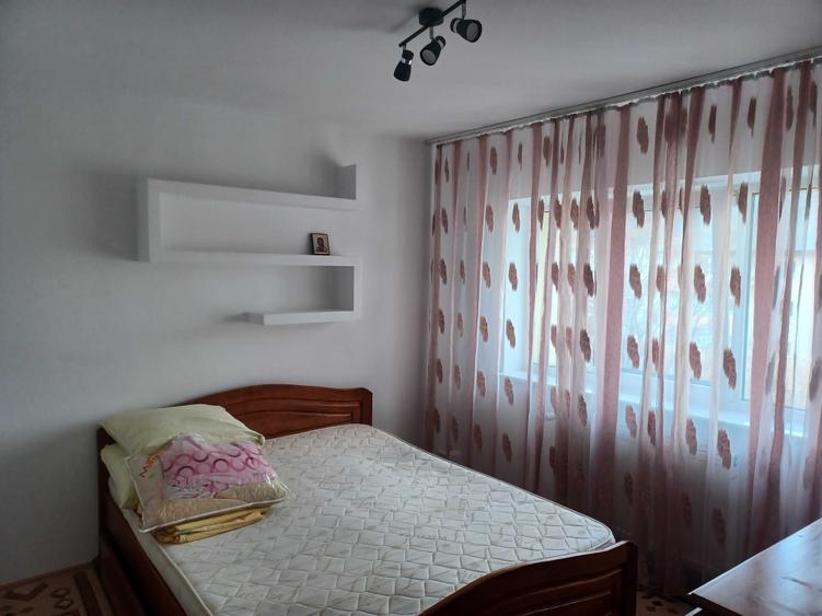 Apartament cu 3 camere decomandat în Sfântu Ilie