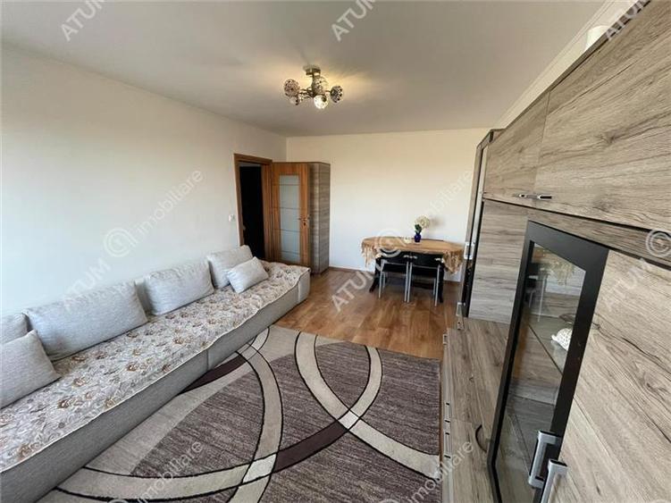 Apartament cu 2 camere decomandat, mobilat în Turnișor