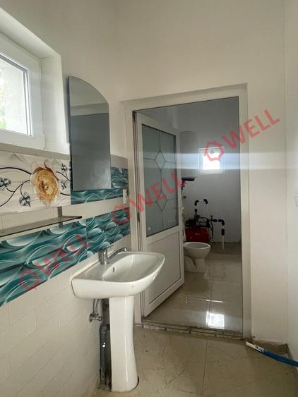 Casă individuală cu 3 camere cu Teren 450 Mp în Gheorghe Doja