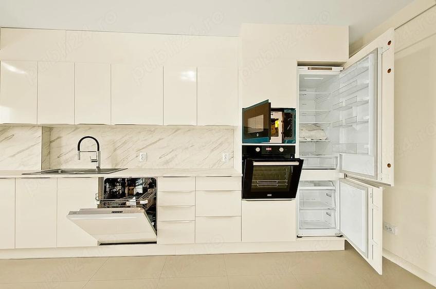 Apartament cu 3 camere decomandat în Vărsătura