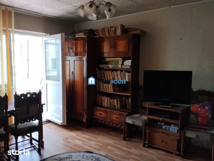Apartament cu 4 camere în Central