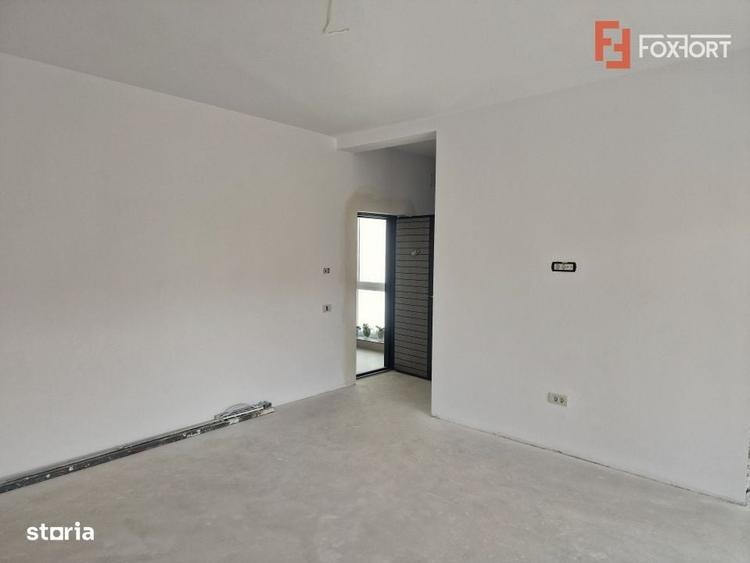 Apartament cu 2 camere decomandat în Remetea Mare