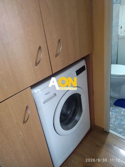 Apartament cu 2 camere semidecomandat, mobilat în Cetate