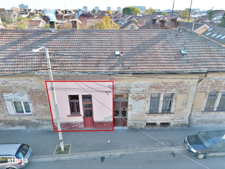 Apartament cu 2 camere semidecomandat în Drăgășani