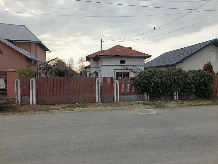Casa ?i teren de vanzare in Gae?ti, zona buna! - 4